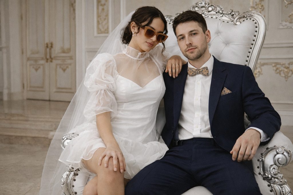 hochzeitsfliege kork blau floral klassisch modern outfit